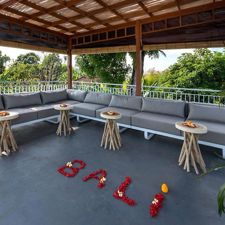 Villa Kelolyne Seminyak Esterno foto