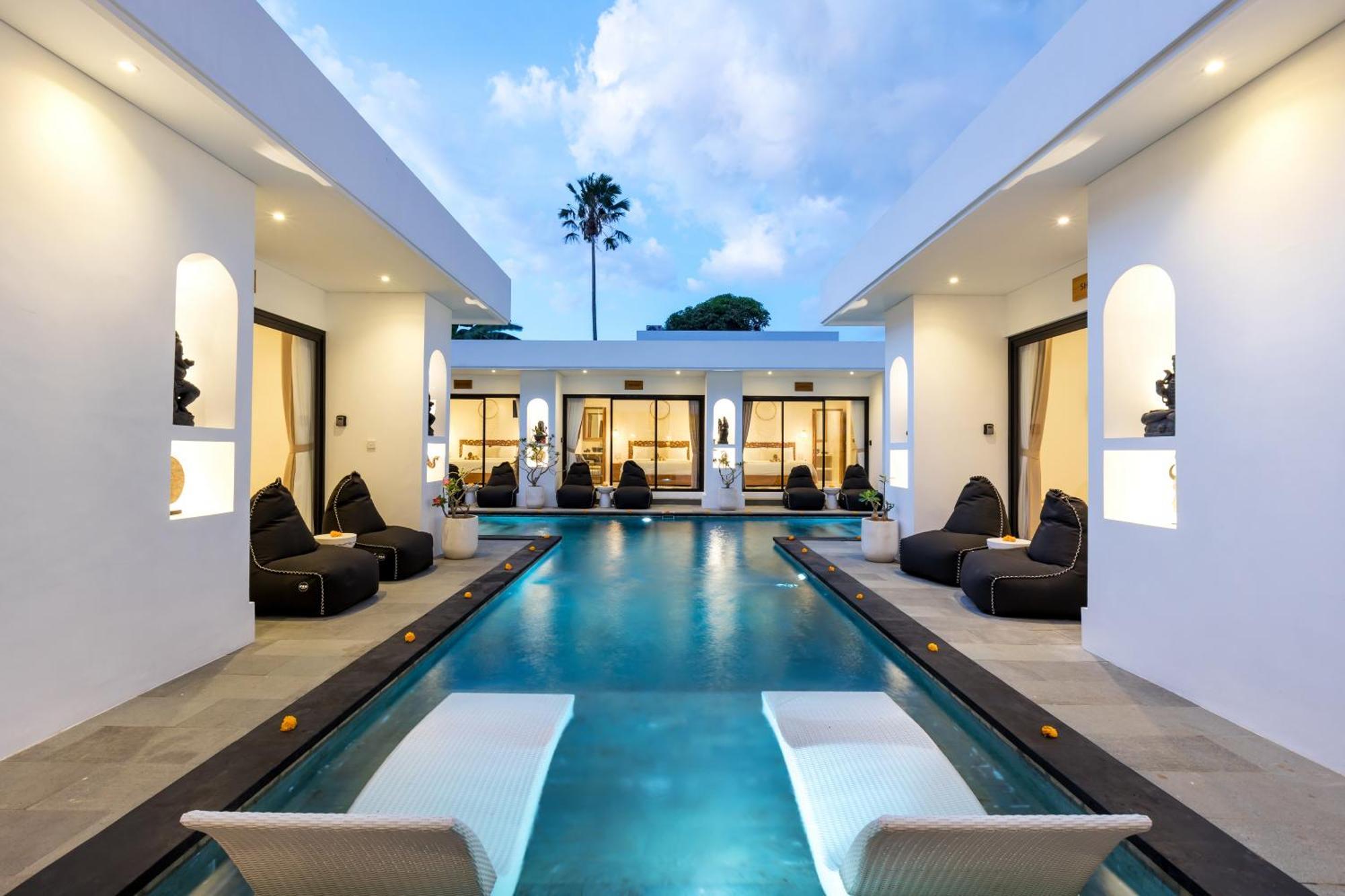 Villa Kelolyne Seminyak Esterno foto