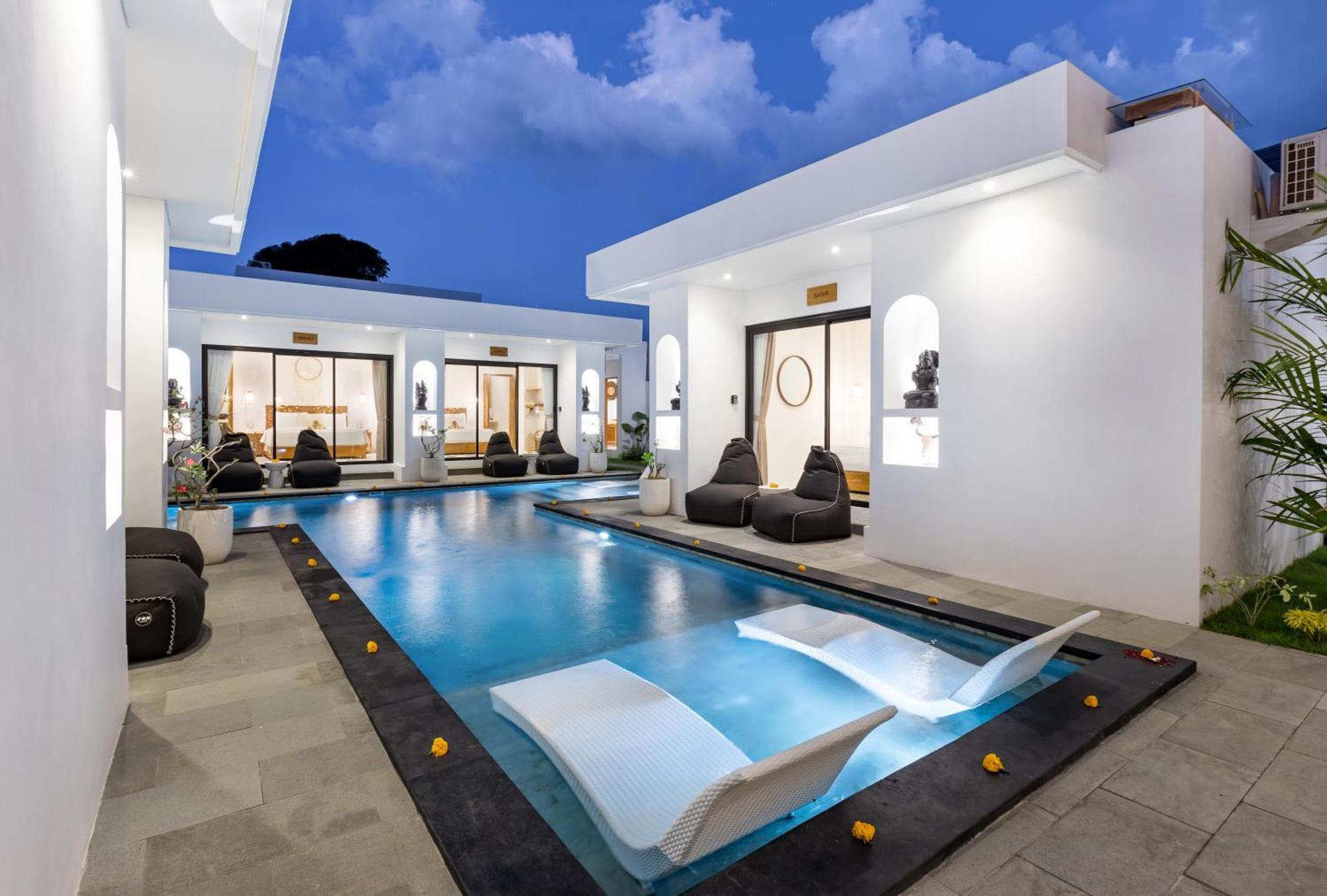 Villa Kelolyne Seminyak Esterno foto