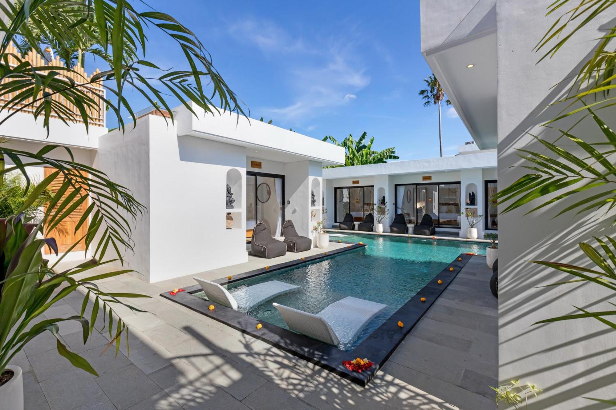 Villa Kelolyne Seminyak Esterno foto